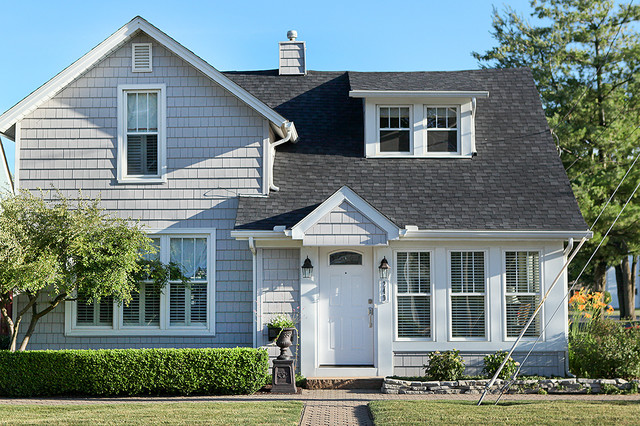 Emma's Cottage - Traditional - Exterior - columbus - by Julie Ranee 